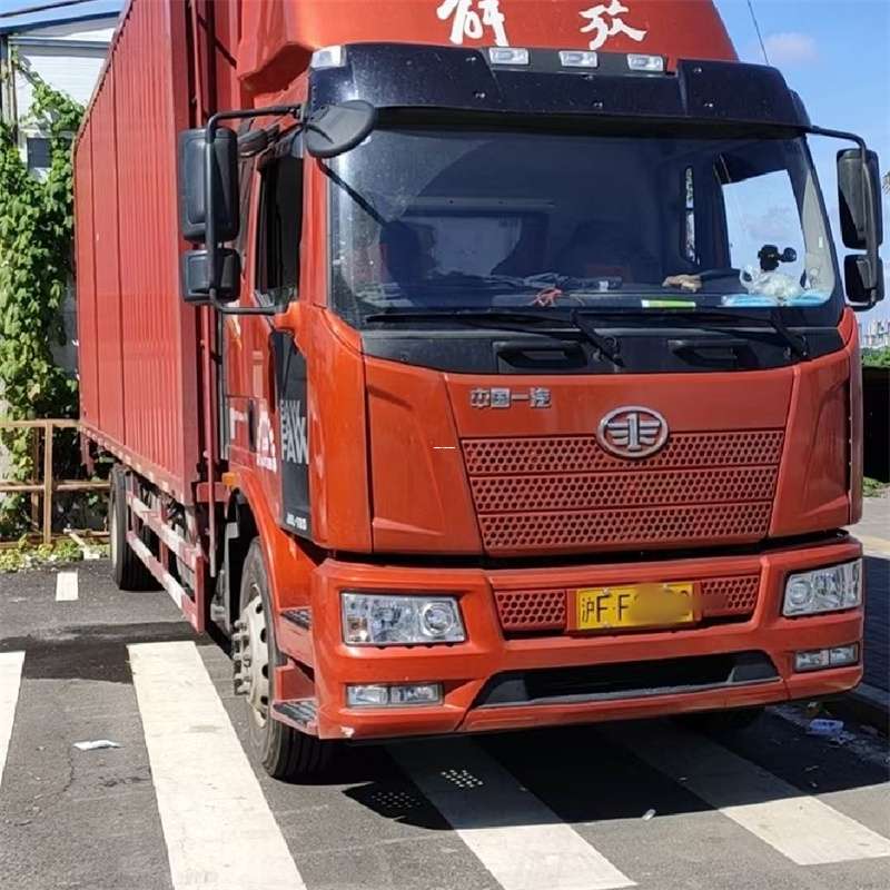 承德市罗平县进仓物流：专线直达的多元货运之旅